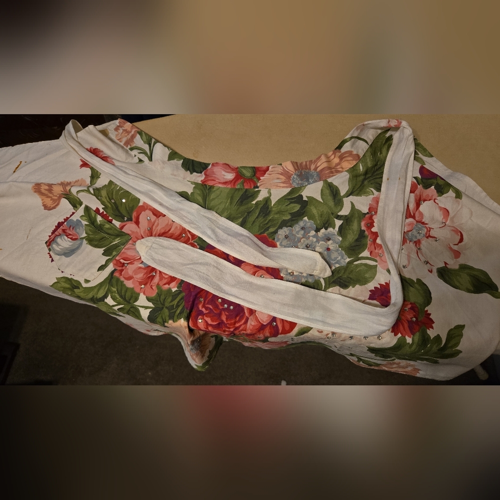 Handmade Vintage Floral Half Apron with  Rhinestones - Picture 2 of 7